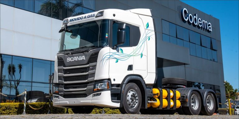 Por sustentabilidade, Soluciona Logística adota caminhões a gás