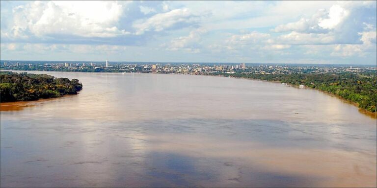 Hidrovia do rio Amazonas sofre com seca